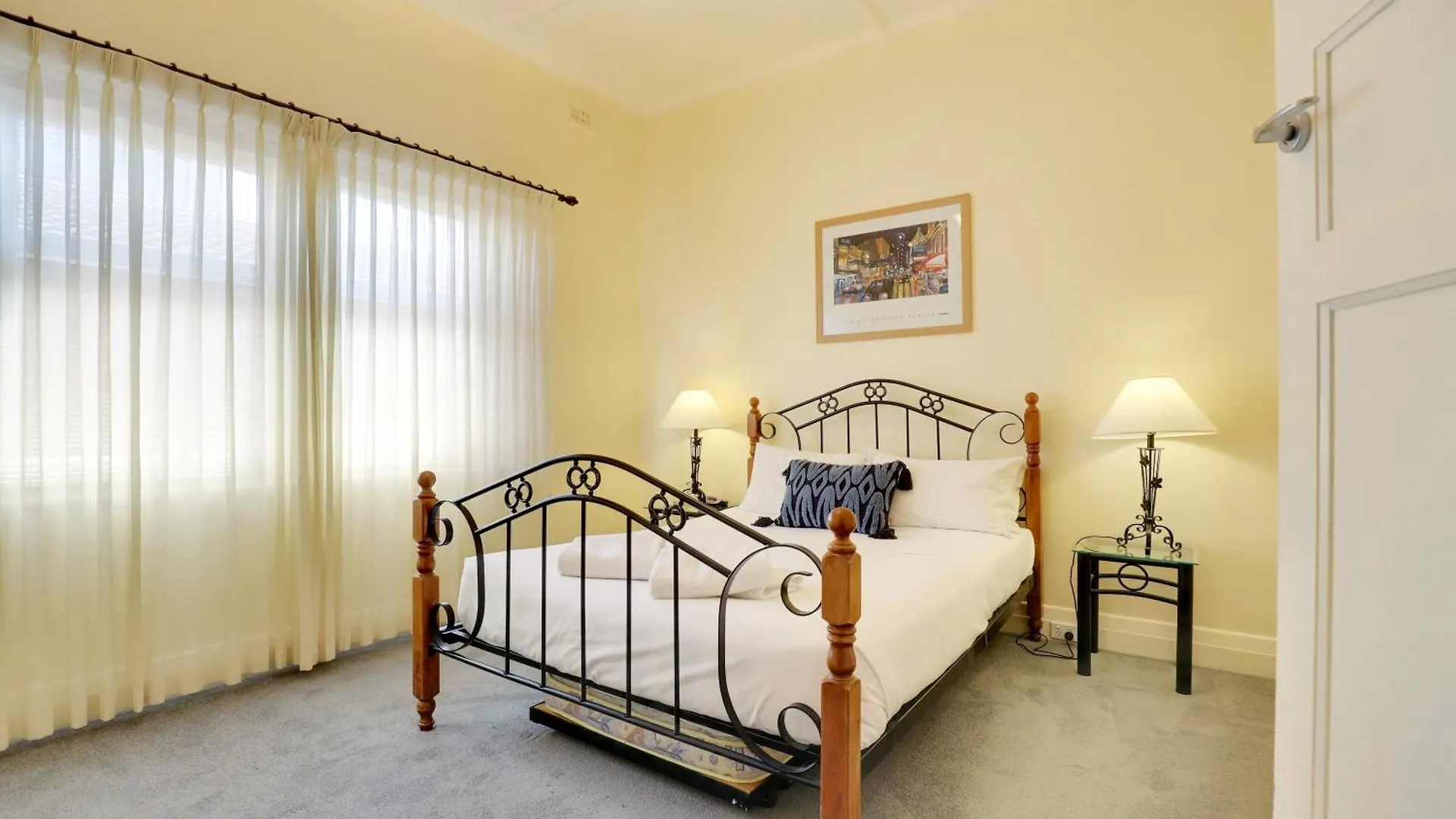 Bayview Family Apartments Glenelg